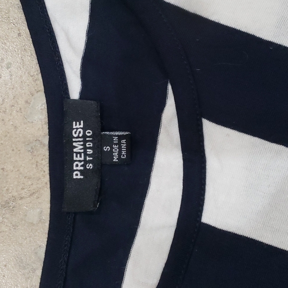 Premise Studio Striped Top - Picture 2 of 5